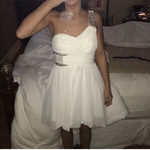 ⭕️White prom dress